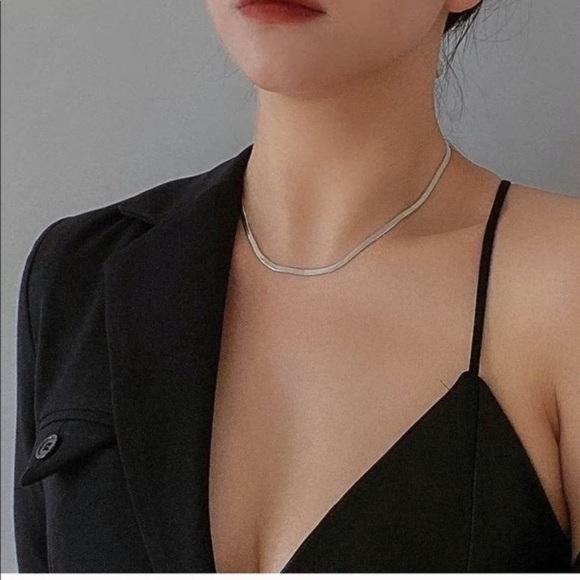 NEW 925 STERLING SILVER HERRINGBONE FLAT NECKLACE, NICE NECKLACE, CUTE NECKLACE - Picture 5 of 6